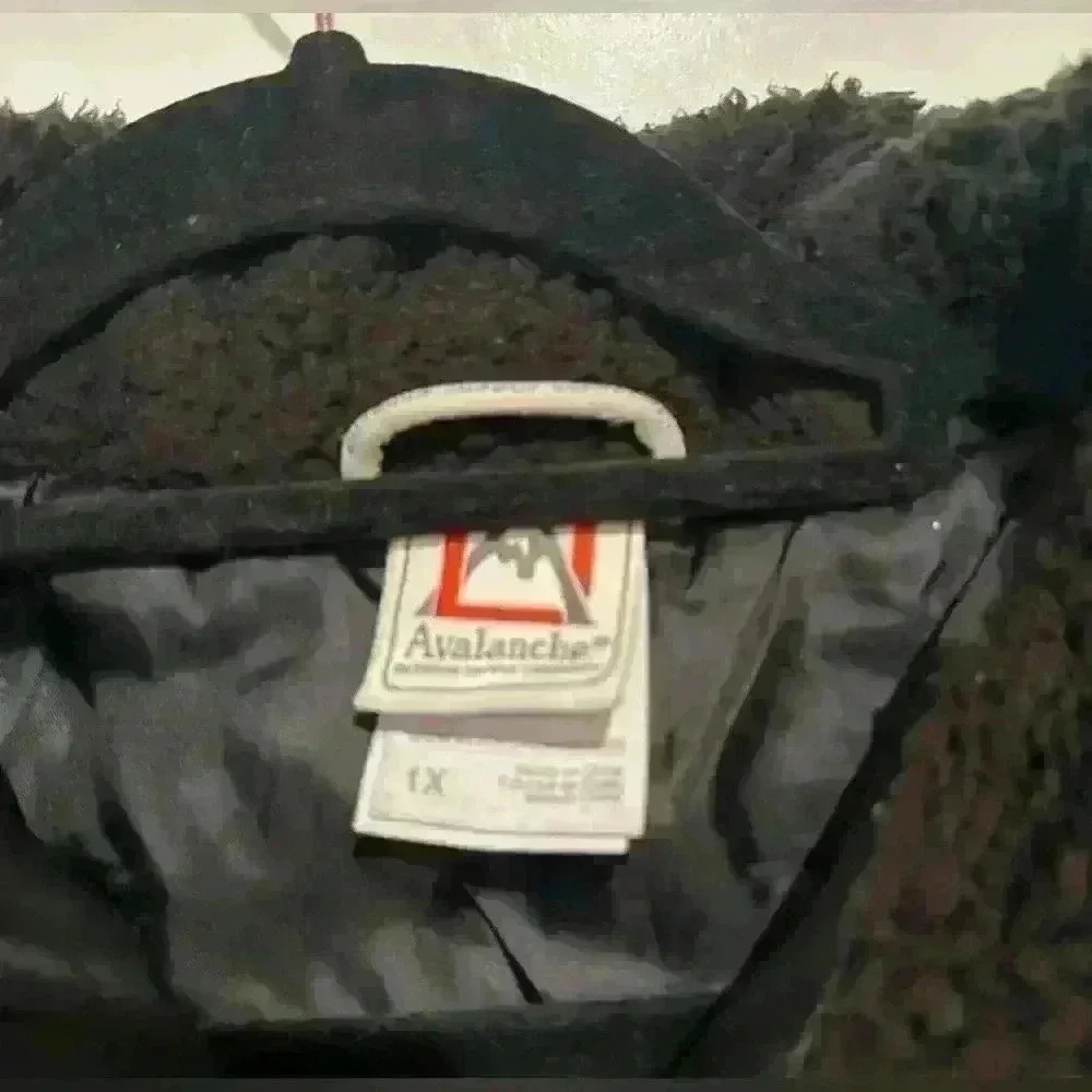 Avalanche Outdoor Supply Size 1X Windbreaker Puffed Jacket - Picture 2 of 5